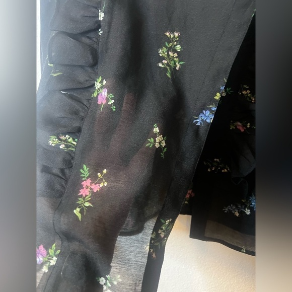H&M Floral Black Blouse - Picture 3 of 5